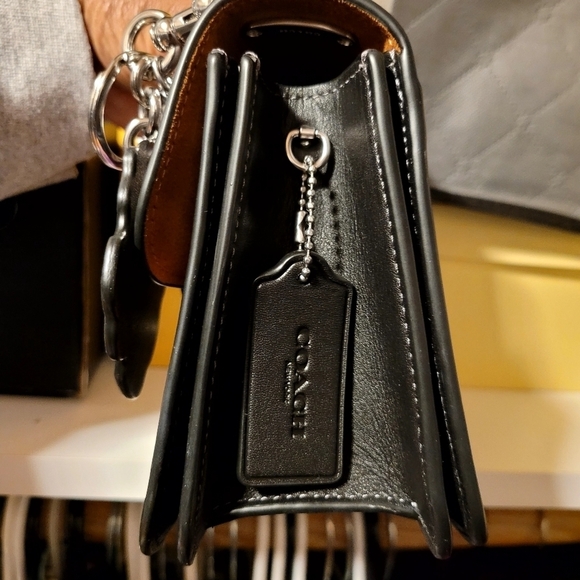 Morgan Square Crossbody In Signature Canvas With Rose Print - Picture 4 of 10